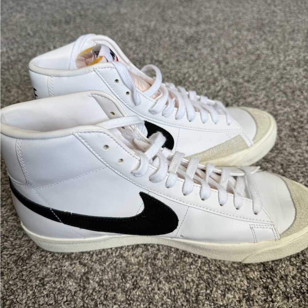 Nike Blazer High Top Sneakers | Classic Style | Size 10 Men| Great Condition